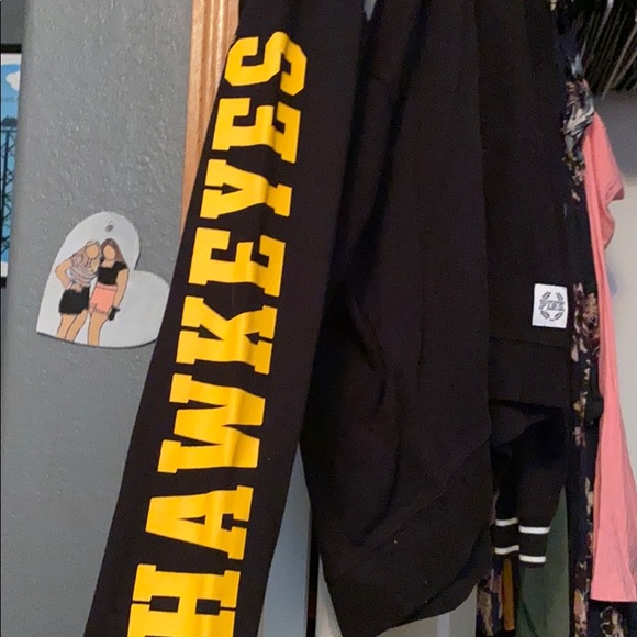 Hawkeye PINK hoodie - Picture 2 of 2